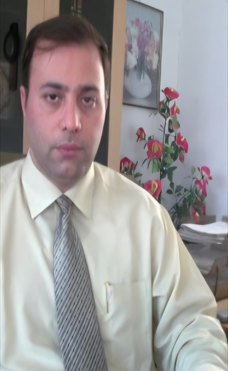 كامل أكرم كامل الفرا